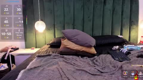 Snapshot of paulinagame chatting on November 6, 8:32 pm Paulina online show from November 6, 8:32 pm