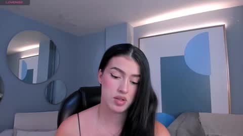 Paulina Santos  online show from October 14, 7:58 pm