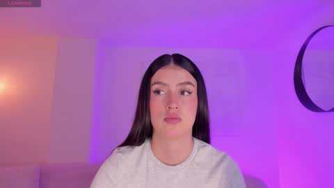 Paulina Santos  online show from November 6, 7:59 pm