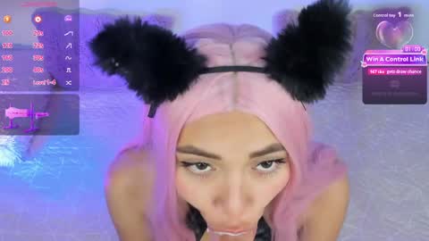 Snapshot of pauline_golden1 chatting on May 14, 4:08 am Pauline online show from May 14, 4:08 am