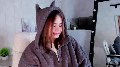 Erica online show from November 22, 9:30 am