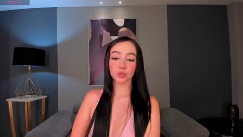 Snapshot of paulinesanz chatting on June 14, 5:04 pm Pauline Sanz online show from June 14, 5:04 pm