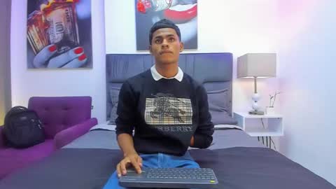 Snapshot of paull_cassidy chatting on September 30, 9:09 pm Paull Cassidy online show from September 30, 9:09 pm