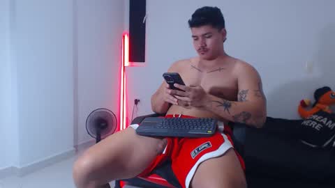 Paulo online show from October 31, 11:50 pm