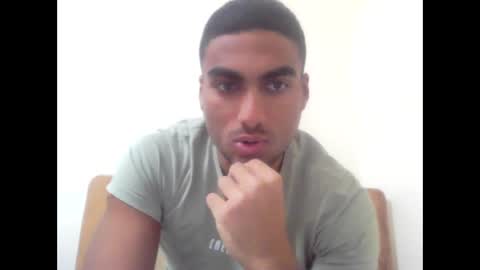 Snapshot of paulobonaventuree chatting on February 25, 2:05 pm paulo online show from February 25, 2:05 pm