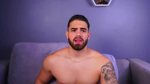 Paul Phoenix online show from December 19, 8:05 pm