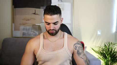 Paul Phoenix online show from April 24, 9:39 pm