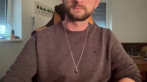 love bush online show from October 13, 3:12 pm