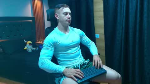 Paul online show from April 3, 5:16 am