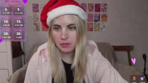 Allisses online show from December 20, 2:27 pm