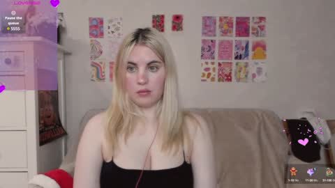 Allisses online show from December 26, 1:54 pm