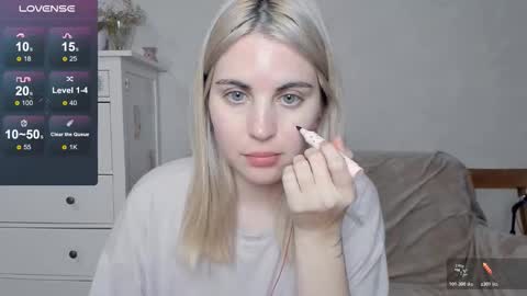 Allisses online show from November 6, 10:49 am