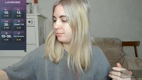 Allisses online show from November 23, 8:36 am