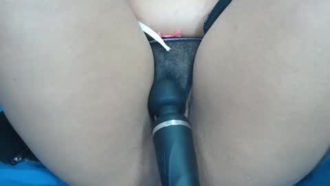 Snapshot of payton_bailey chatting on December 3, 7:32 am Payton online show from December 3, 7:32 am