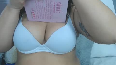 Snapshot of payton_bailey chatting on January 11, 3:02 am Payton online show from January 11, 3:02 am