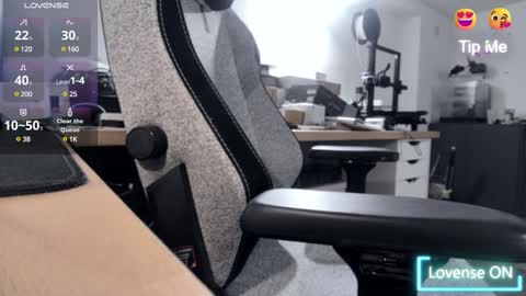 Snapshot of pc92160 chatting on March 8, 10:02 pm pc92160 online show from March 8, 10:02 pm