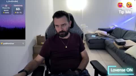 Snapshot of pc92160 chatting on November 6, 4:19 pm pc92160 online show from November 6, 4:19 pm