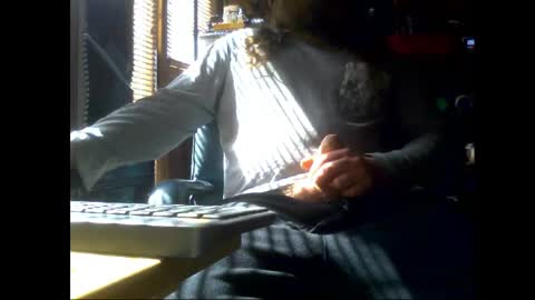 pcpeins online show from April 22, 3:02 pm