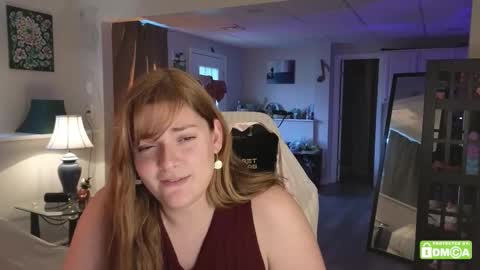   online show from November 3, 8:43 pm