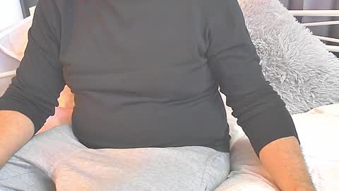 Snapshot of peacetous chatting on January 24, 7:51 am Marc online show from January 24, 7:51 am