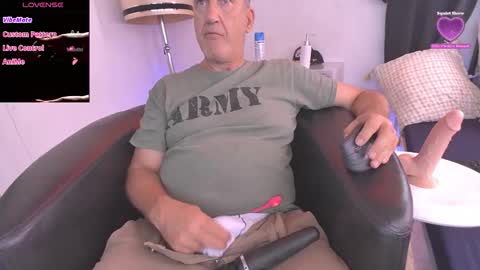 Snapshot of peacetous chatting on September 13, 2:28 pm Marc online show from September 13, 2:28 pm