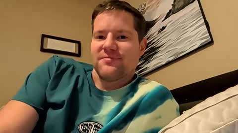 peachespunkins online show from March 31, 4:24 am