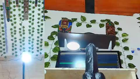peachy__baby online show from May 4, 11:06 am