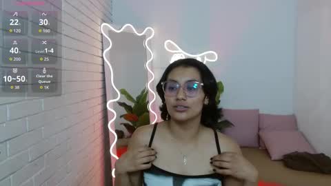 peachy_tay online show from October 22, 2:50 pm
