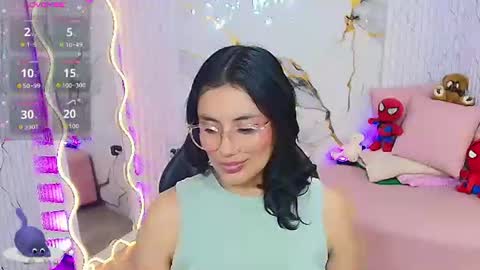 Snapshot of peachy_tay chatting on June 12, 11:31 am peachy_tay online show from June 12, 11:31 am
