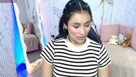 Snapshot of peachy_tay chatting on July 14, 11:27 am peachy_tay online show from July 14, 11:27 am