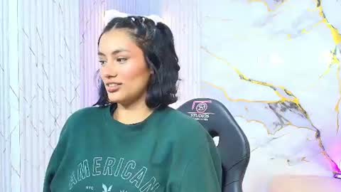 Snapshot of peachy_tay chatting on July 15, 11:26 am peachy_tay online show from July 15, 11:26 am