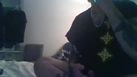 Snapshot of peanutbutterandjealous1 chatting on June 1, 3:41 am peanutbutterandjealous1 online show from June 1, 3:41 am