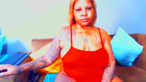 Pearl online show from February 14, 9:56 am