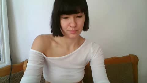 pearlgirl2006 online show from July 16, 9:15 am
