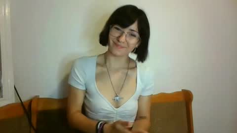 pearlgirl2006 online show from July 19, 6:44 pm