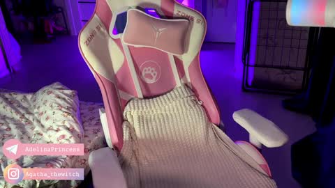 Adelina online show from December 16, 12:48 am