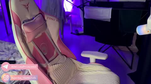 Adelina online show from January 15, 1:23 am