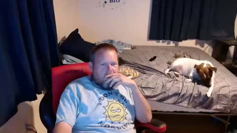 Snapshot of pecker40 chatting on September 28, 11:54 pm pecker40 online show from September 28, 11:54 pm