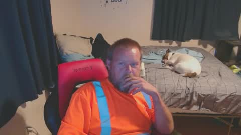 Snapshot of pecker40 chatting on October 8, 2:53 am pecker40 online show from October 8, 2:53 am