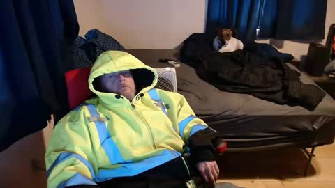 Snapshot of pecker40 chatting on December 14, 9:30 pm pecker40 online show from December 14, 9:30 pm