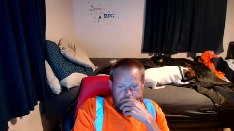 Snapshot of pecker40 chatting on July 28, 3:13 am pecker40 online show from July 28, 3:13 am