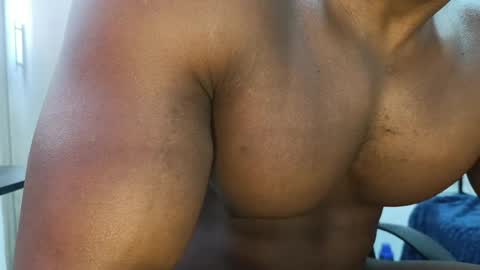 pecsblack888 online show from April 20, 7:04 pm