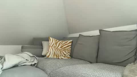 pedanios0711 online show from March 24, 9:58 am