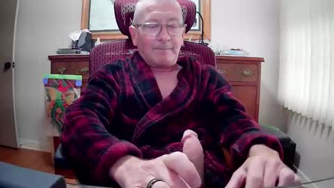 peepingmale online show from December 14, 1:16 pm