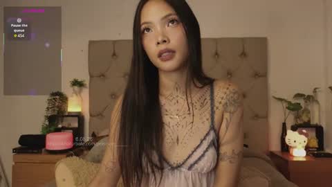 Snapshot of peisinoe_____ chatting on June 8, 11:27 pm Kris online show from June 8, 11:27 pm