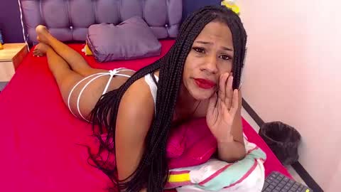 Snapshot of peiton_horny chatting on December 6, 7:56 pm Peiton  online show from December 6, 7:56 pm