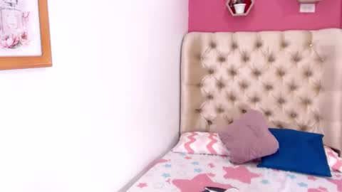 Snapshot of peiton_horny chatting on September 20, 8:54 pm Peiton  online show from September 20, 8:54 pm