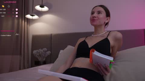 Pelagy Show time 2-10 pm Dubai time zone online show from February 8, 2:16 pm