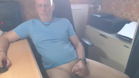 Pemue65 online show from May 28, 4:32 am