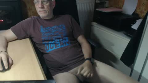 Pemue65 online show from July 24, 6:00 am
